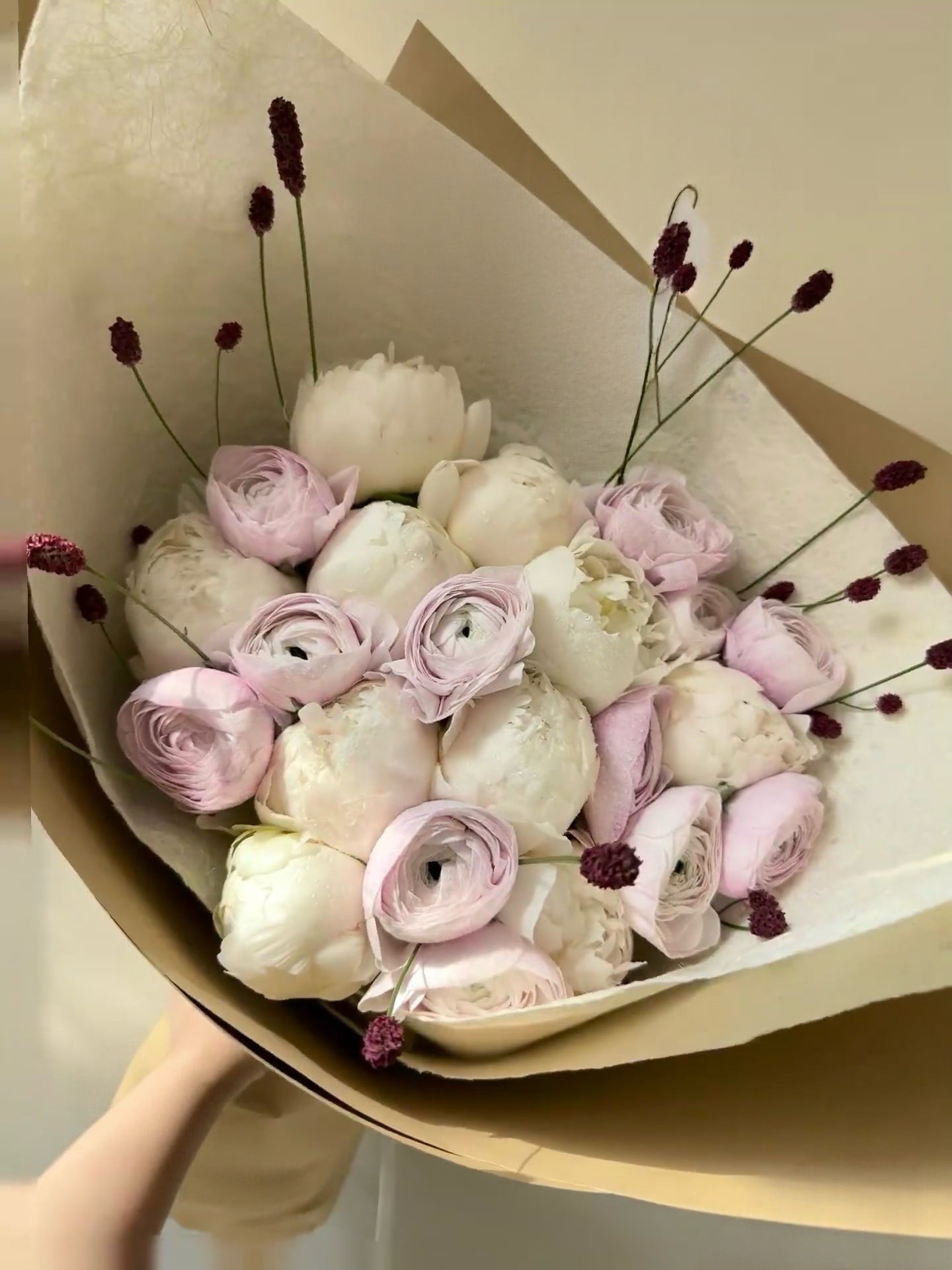 Quiet Bloom — Champagne Ivory Bouquet