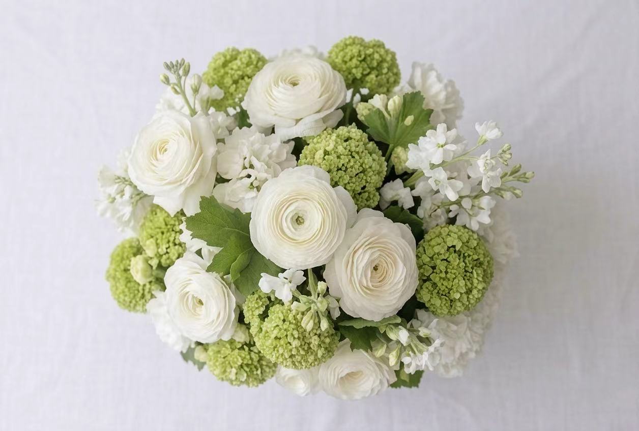 Garden Secret — White & Green Flower Vase