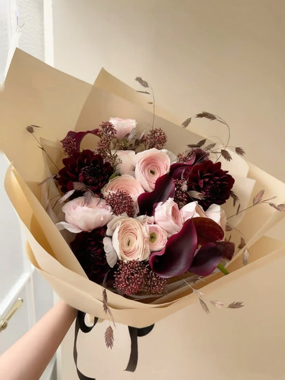 Dark Romance — Burgundy & Pink Bouquet