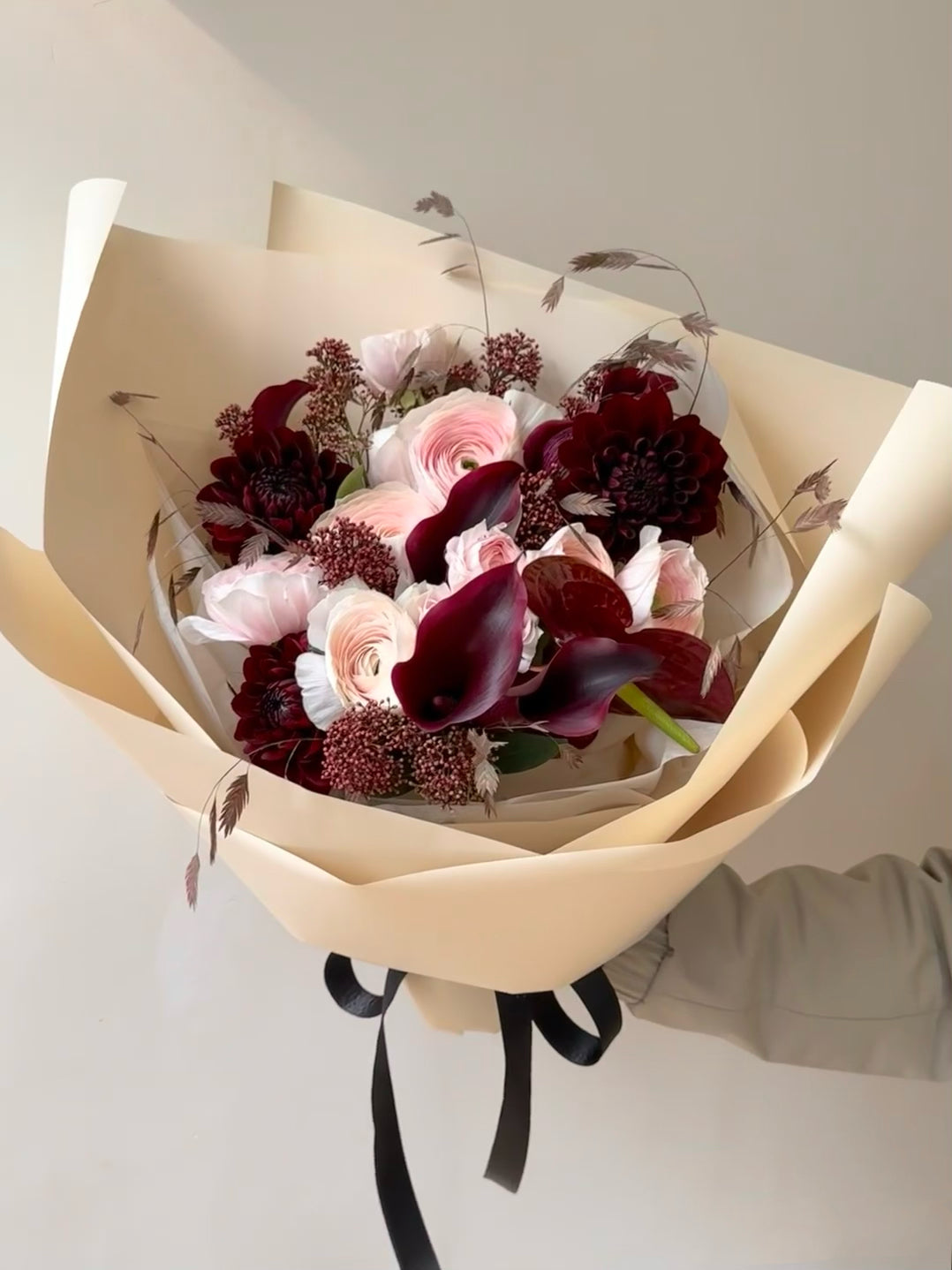 Dark Romance — Burgundy & Pink Bouquet