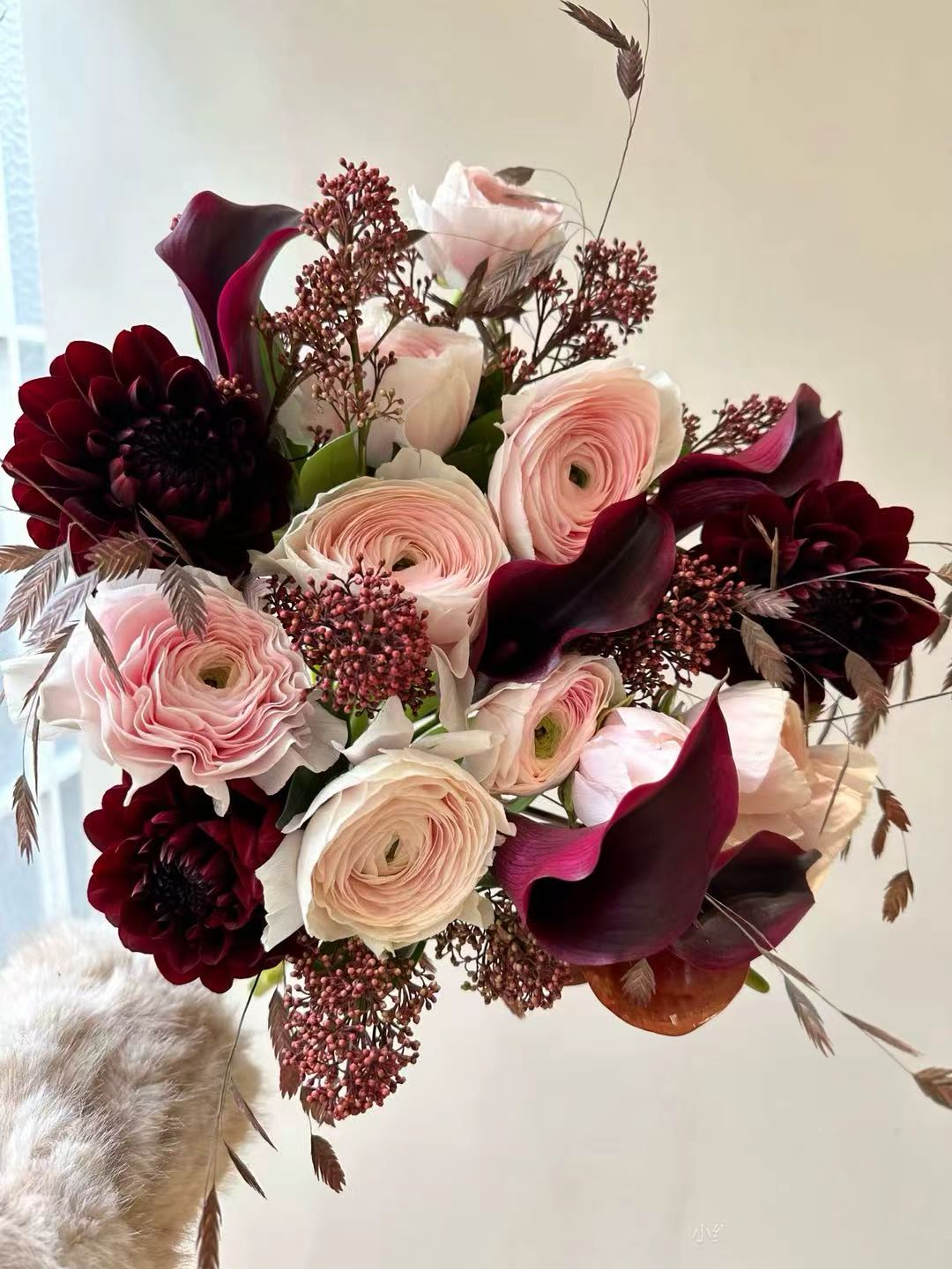 Dark Romance — Burgundy & Pink Bouquet